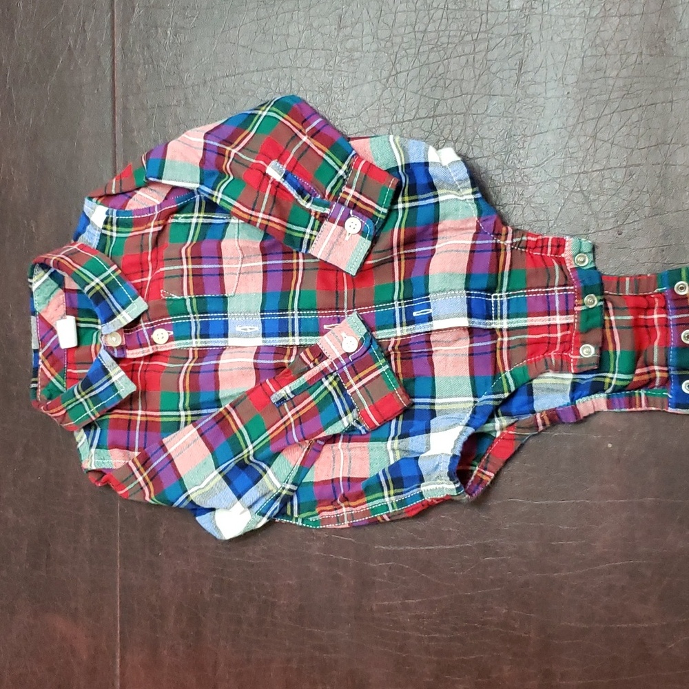 BABY Gap long sleeve bodysuit